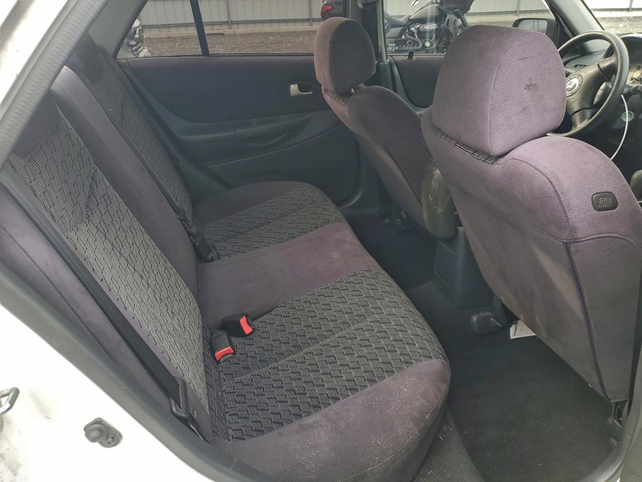 Mazda Protege Dx Image 6