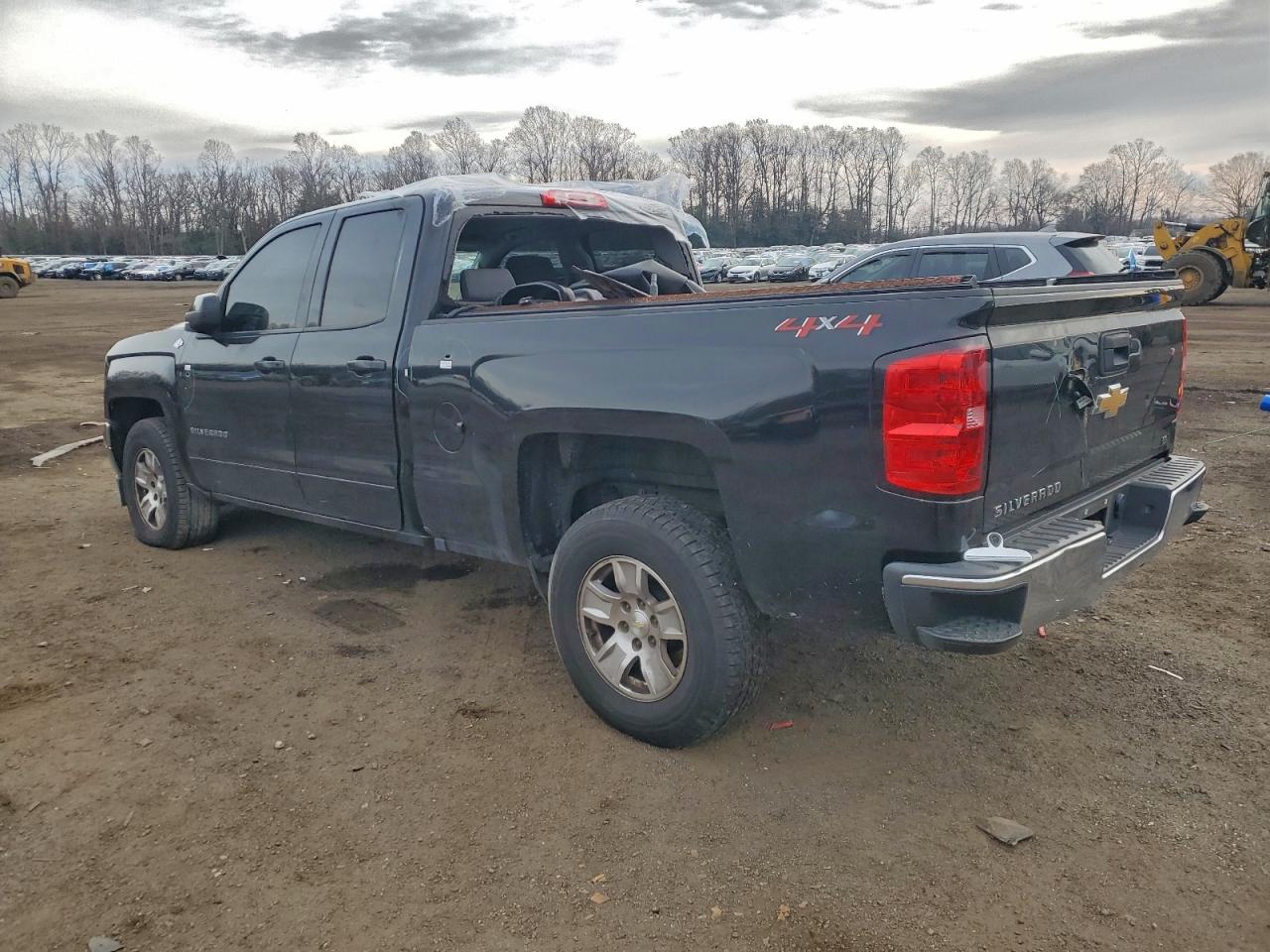Chevrolet Silverado K1500 Lt Image 4