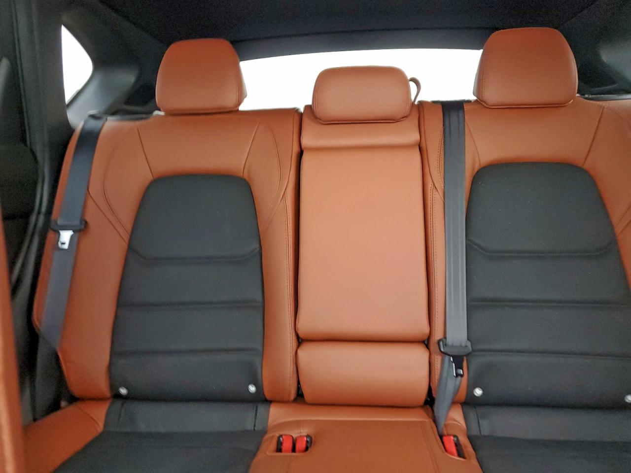 Mazda Cx Carbon Turbo Image 10