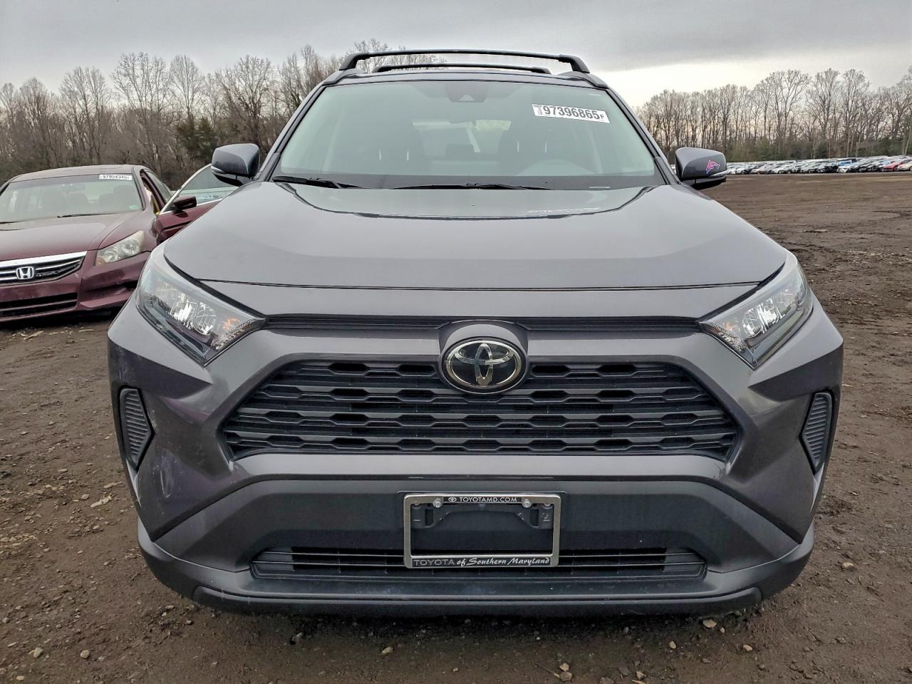 Toyota RAV4 Le Image 2