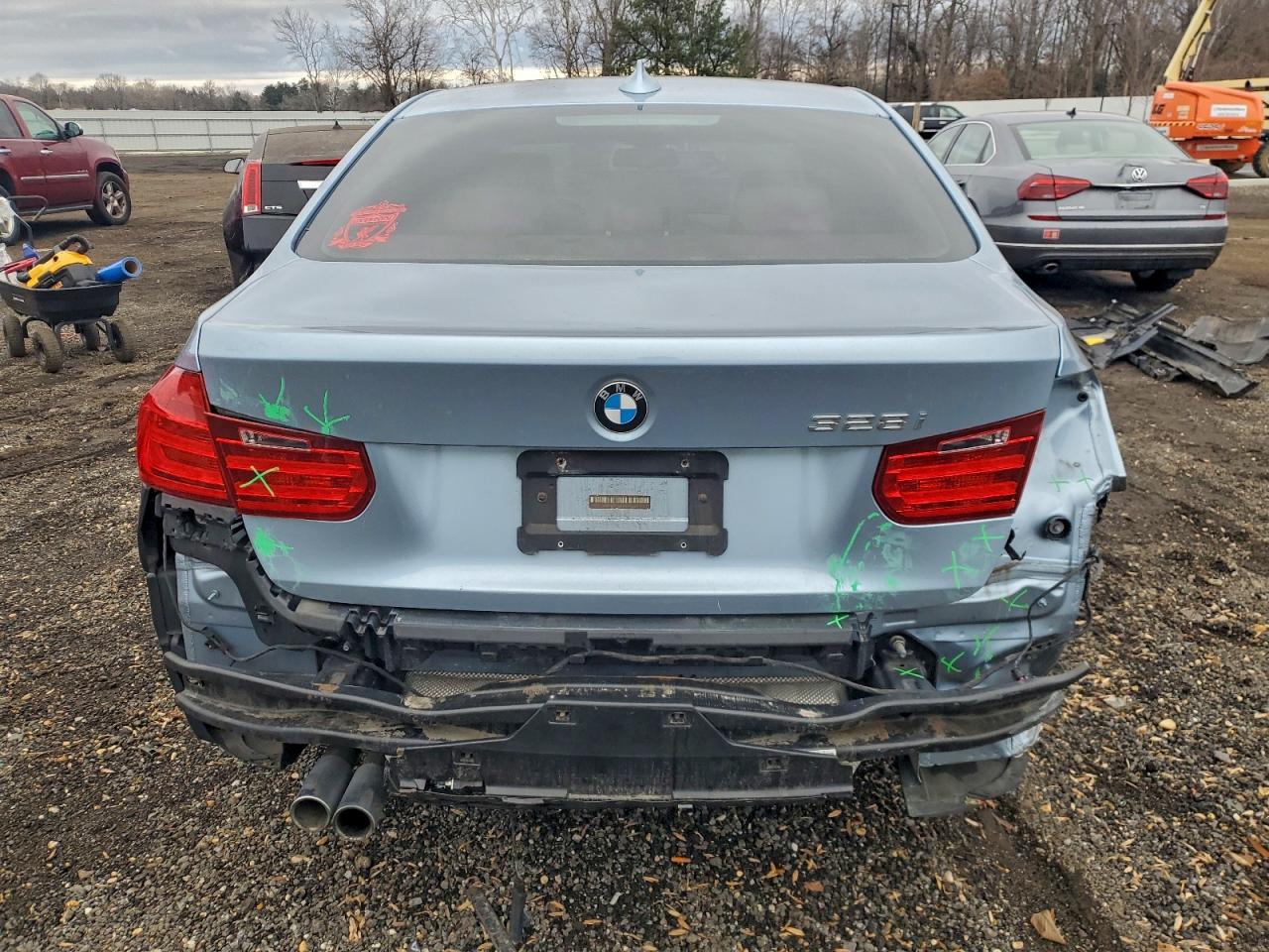 BMW 3 Series I Image 11