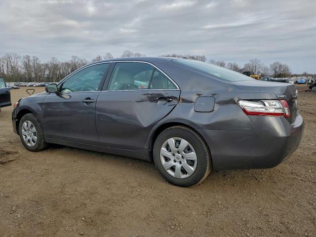 Toyota Camry Base Image 12