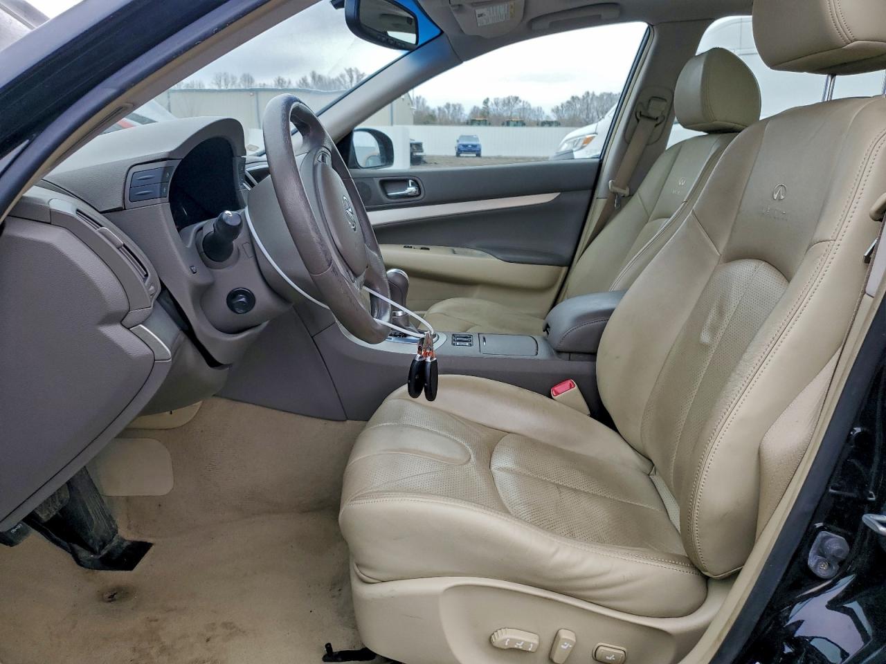 INFINITI G35 Image 12