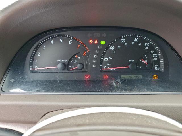 Toyota Camry Le Image 5