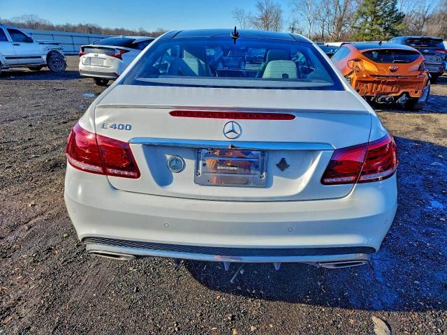 Mercedes-Benz E-Class 400 Image 5