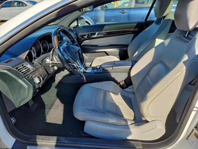 Mercedes-Benz E-Class 400 Image 3