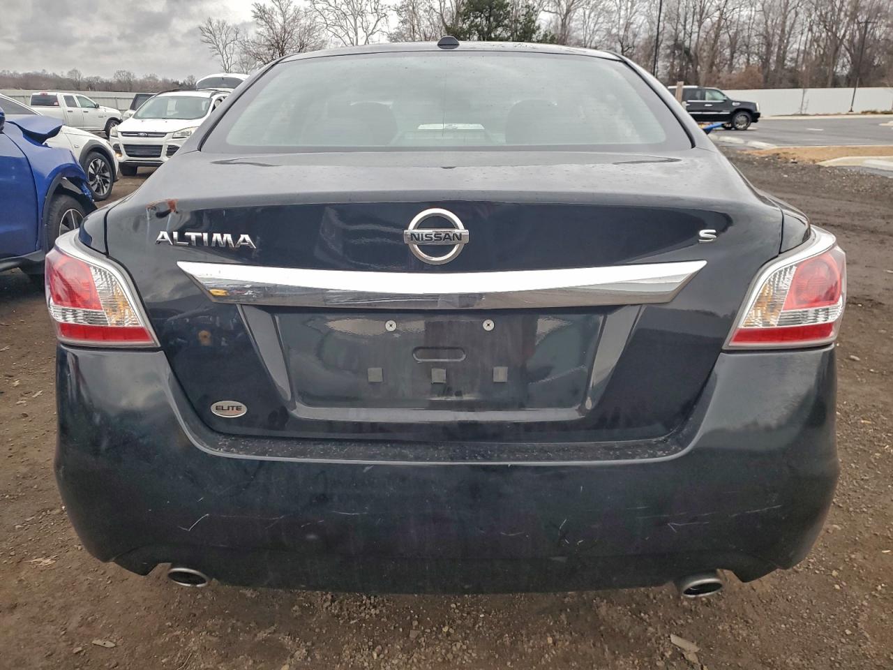 Nissan Altima 2.5 Image 2