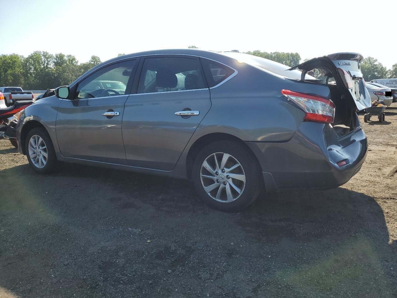 Nissan Sentra S Image 7