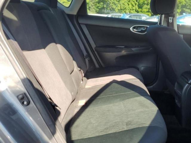 Nissan Sentra S Image 11