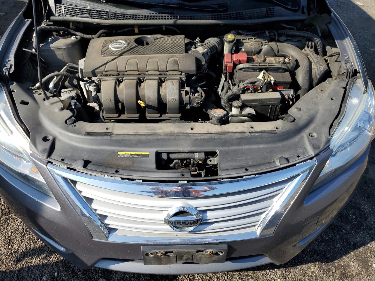 Nissan Sentra S Image 4