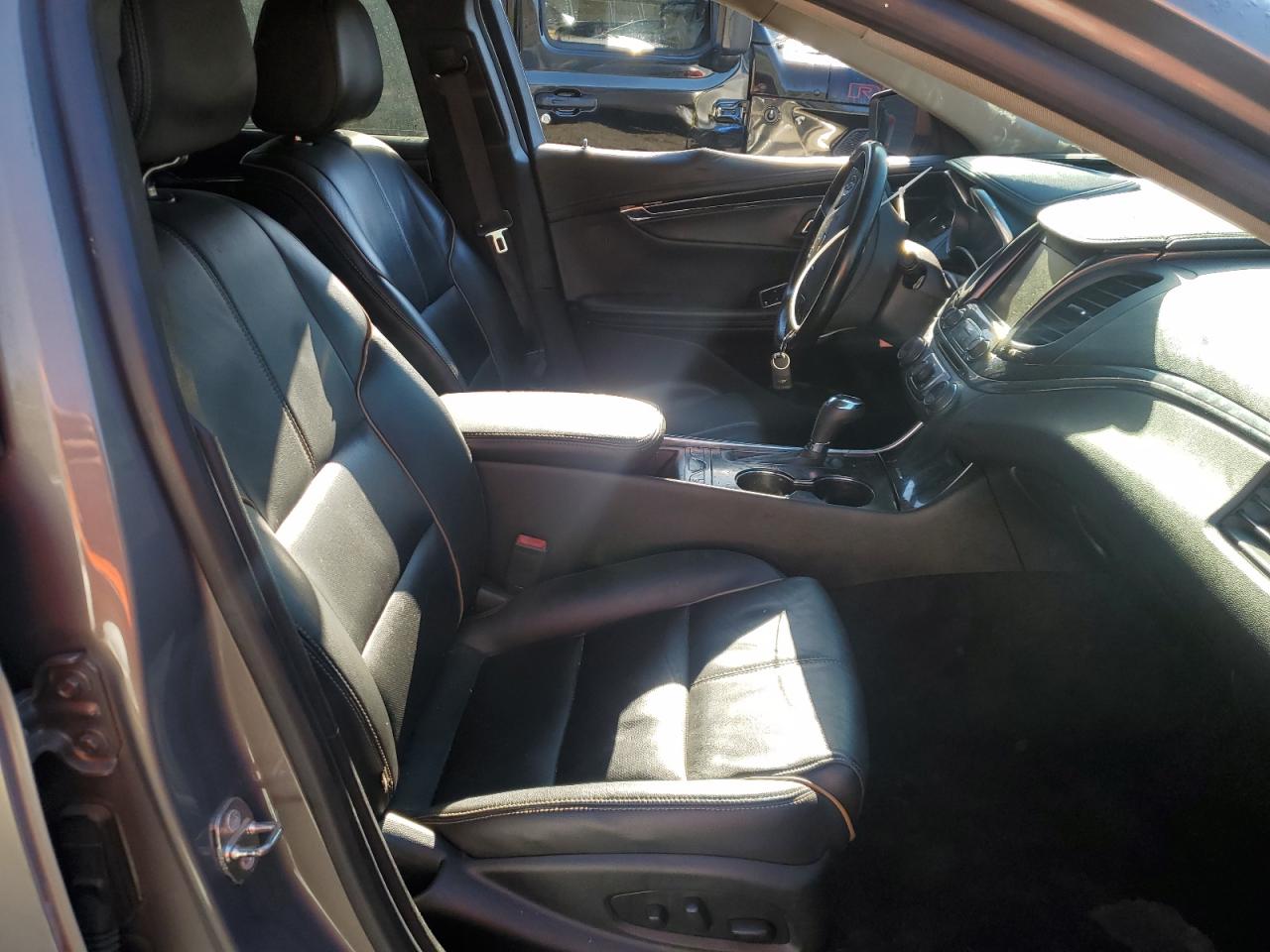 Chevrolet Impala Premier Image 10