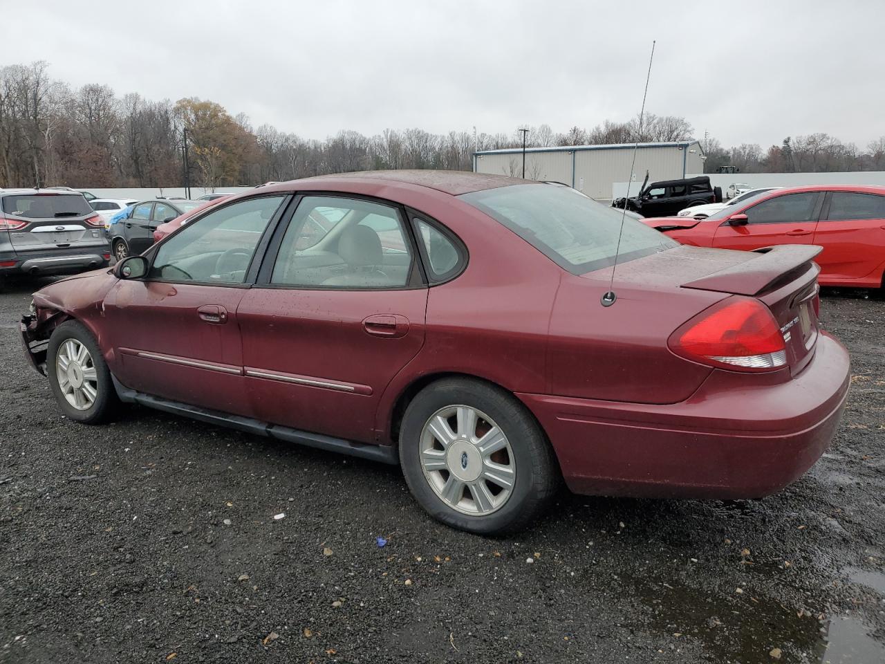 Ford Taurus Sel Image 7