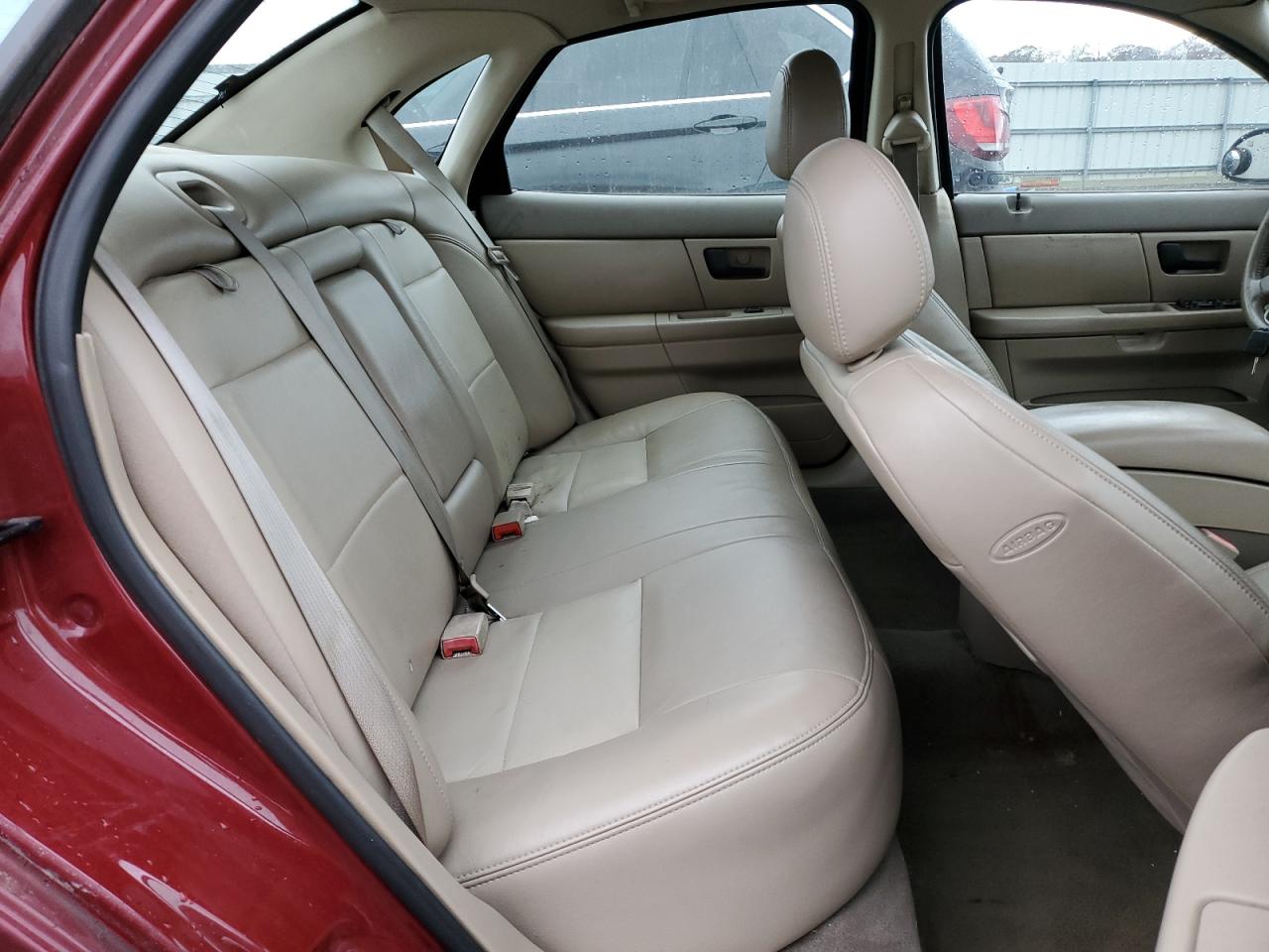 Ford Taurus Sel Image 8