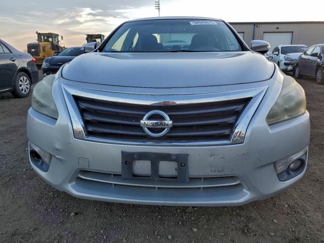 Nissan Altima 2.5 Image 8