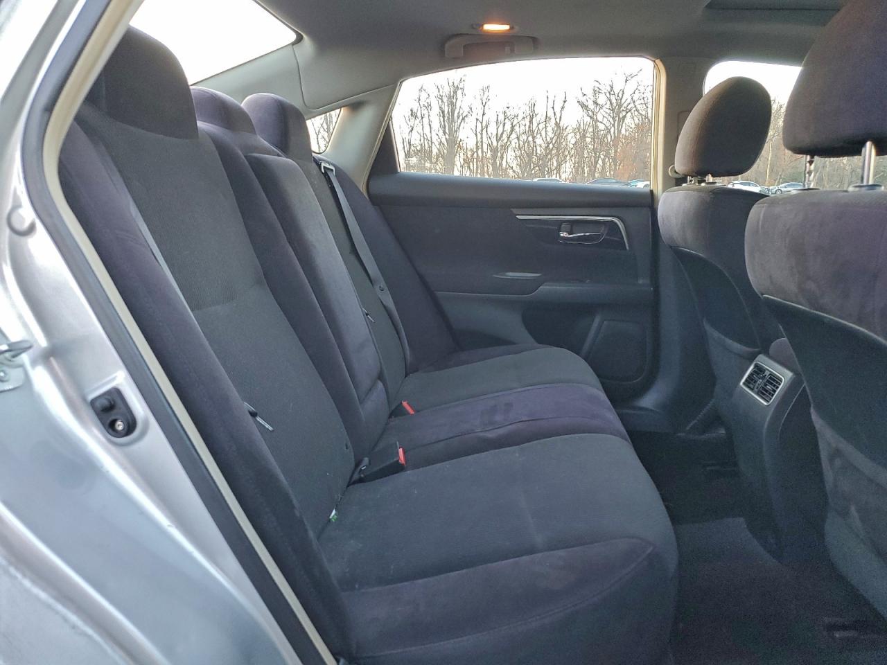 Nissan Altima 2.5 Image 7