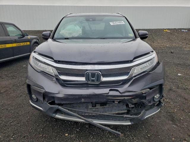 Honda Pilot Touring Image 6