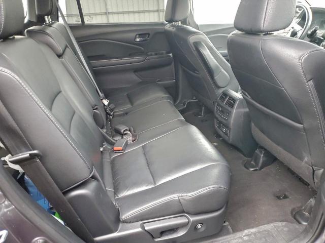 Honda Pilot Touring Image 9