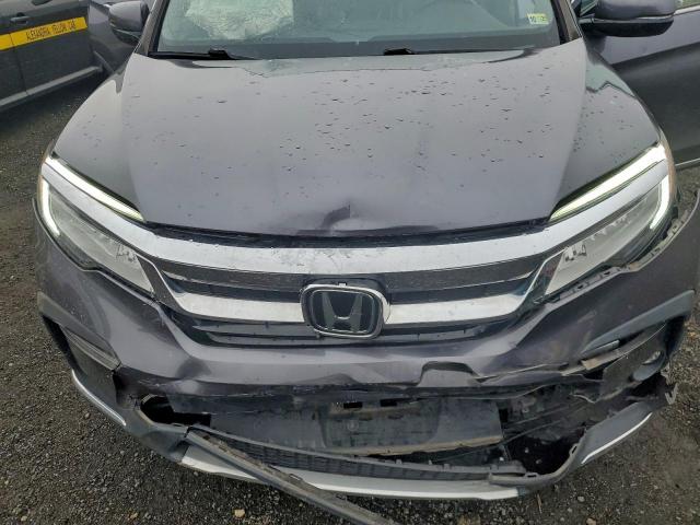 Honda Pilot Touring Image 12