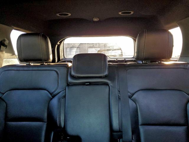 Ford Explorer Limited Image 3