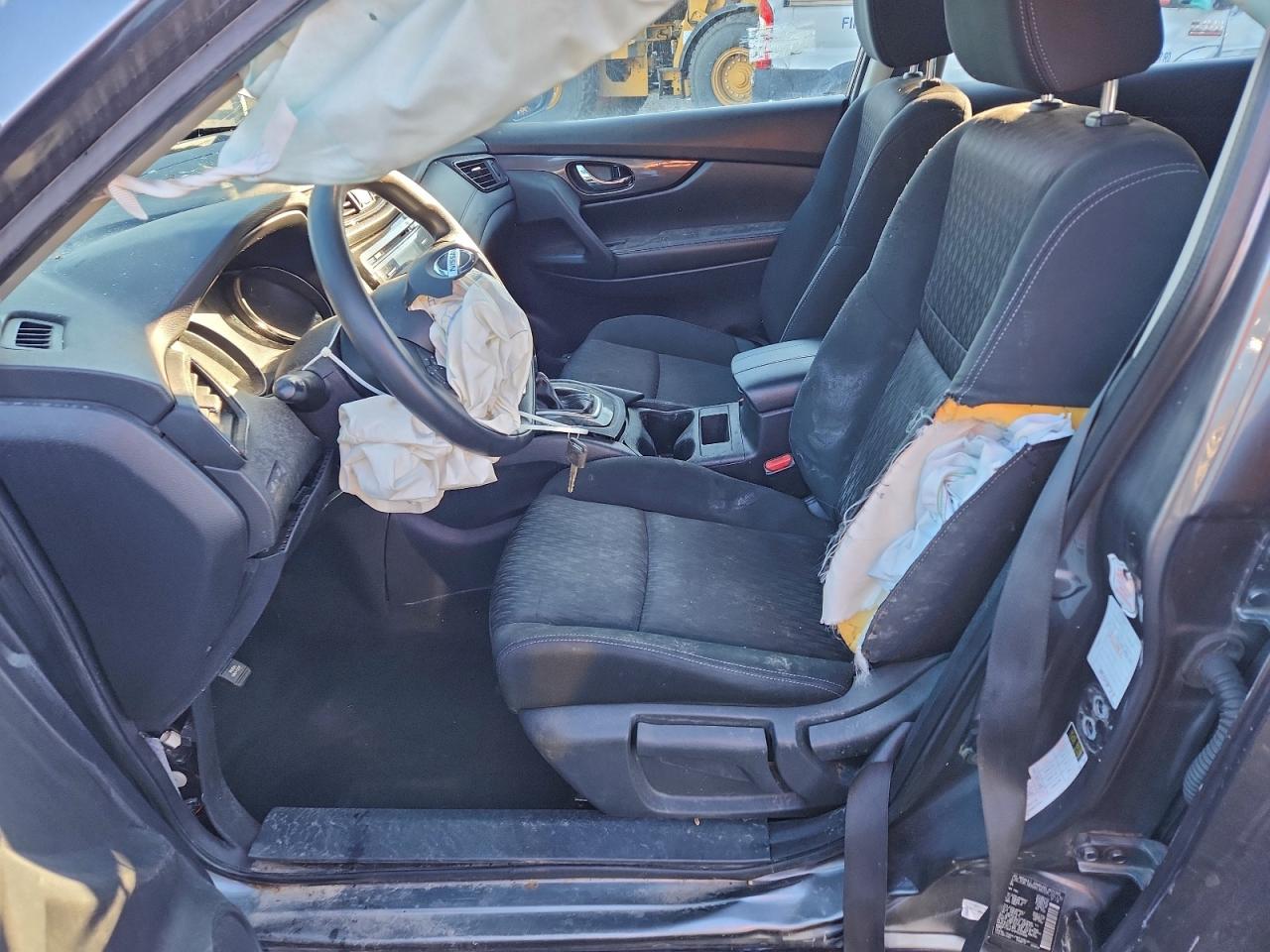 Nissan Rogue S Image 3