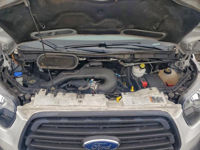 Ford Transit T-250 Image 8