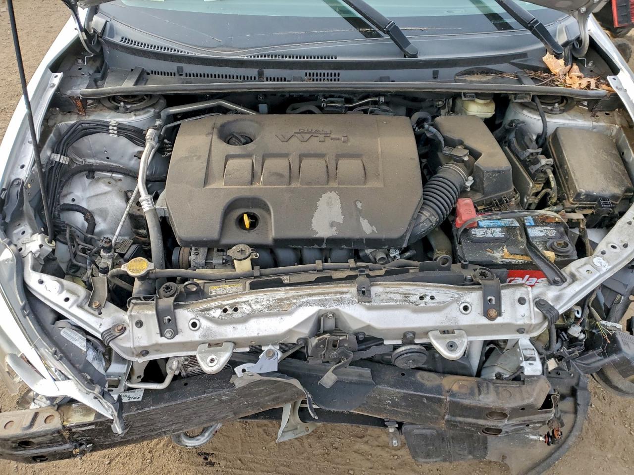 Toyota Corolla L Image 10