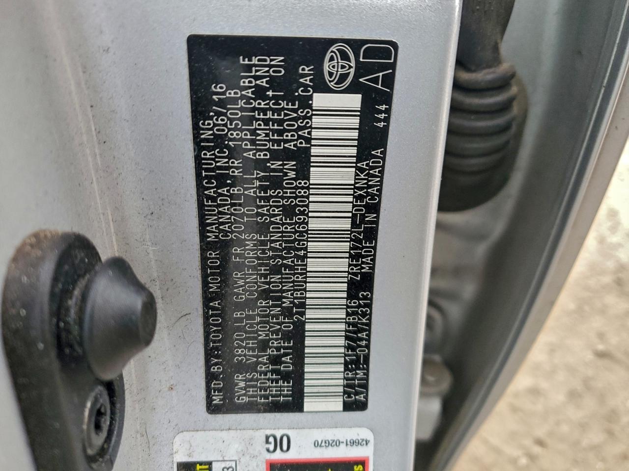 Toyota Corolla L Image 9