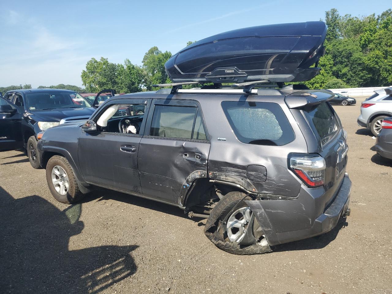 Toyota 4Runner Sr5/sr5 Premium Image 2