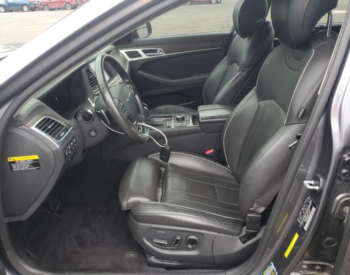 Genesis G80 Base Image 6