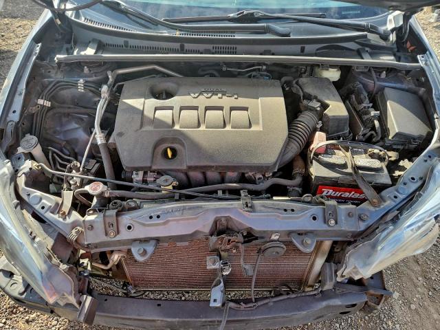 Toyota Corolla L Image 10