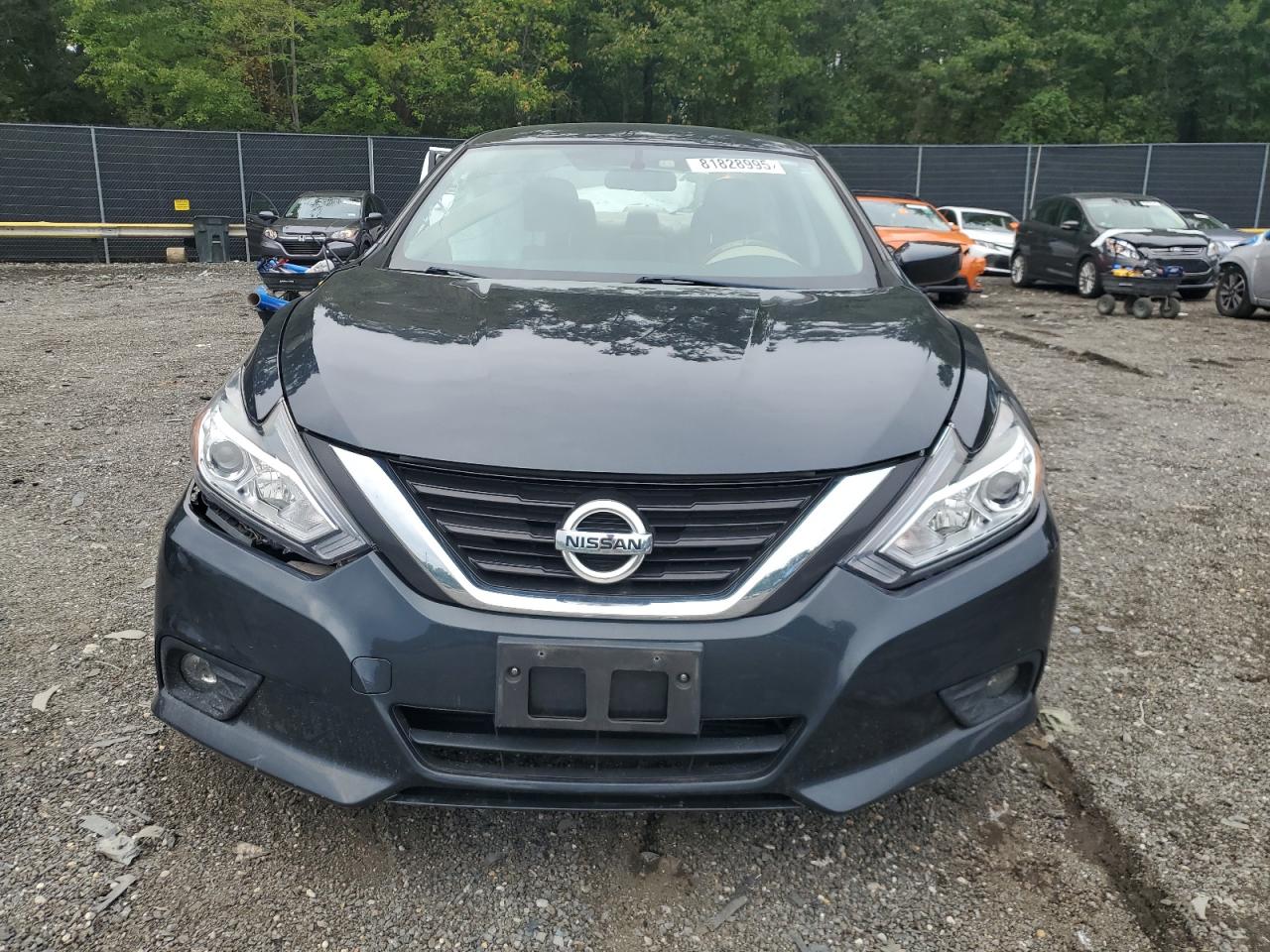 Nissan Altima 2.5 Image 10