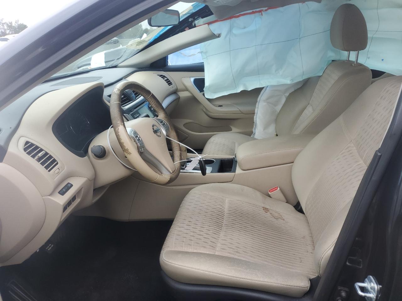 Nissan Altima 2.5 Image 11