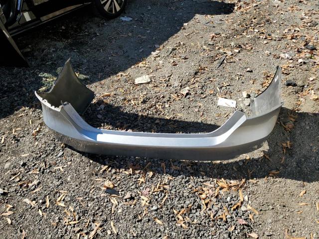 Toyota Camry L Image 13