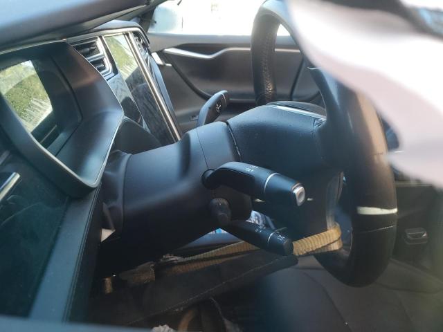 Tesla Model S Image 12