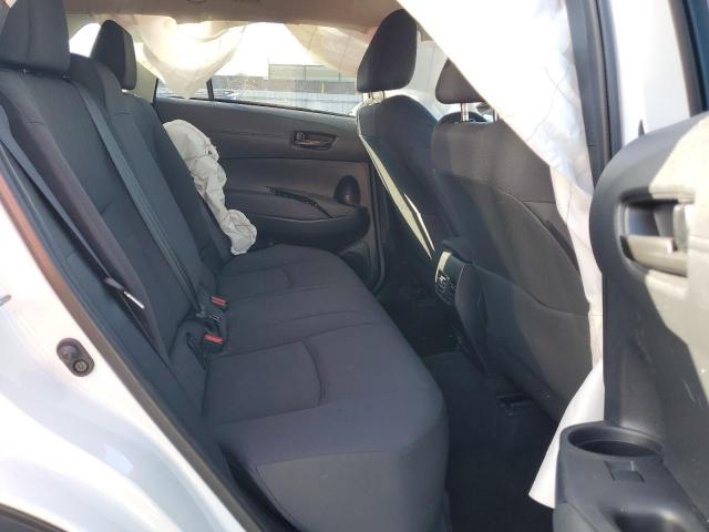 Toyota Corolla Le Image 9