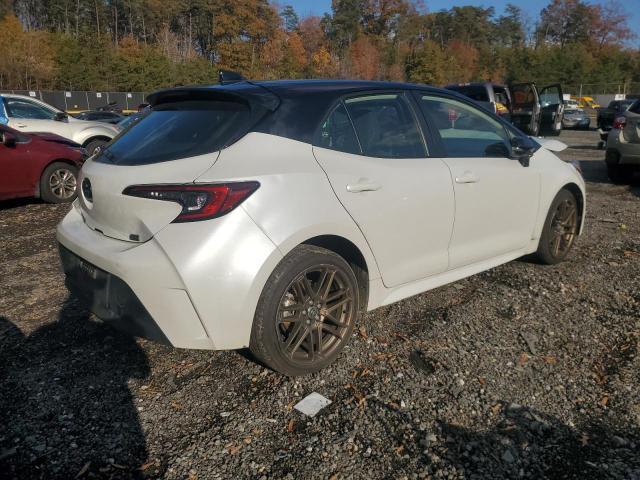 Toyota Corolla Se Image 9