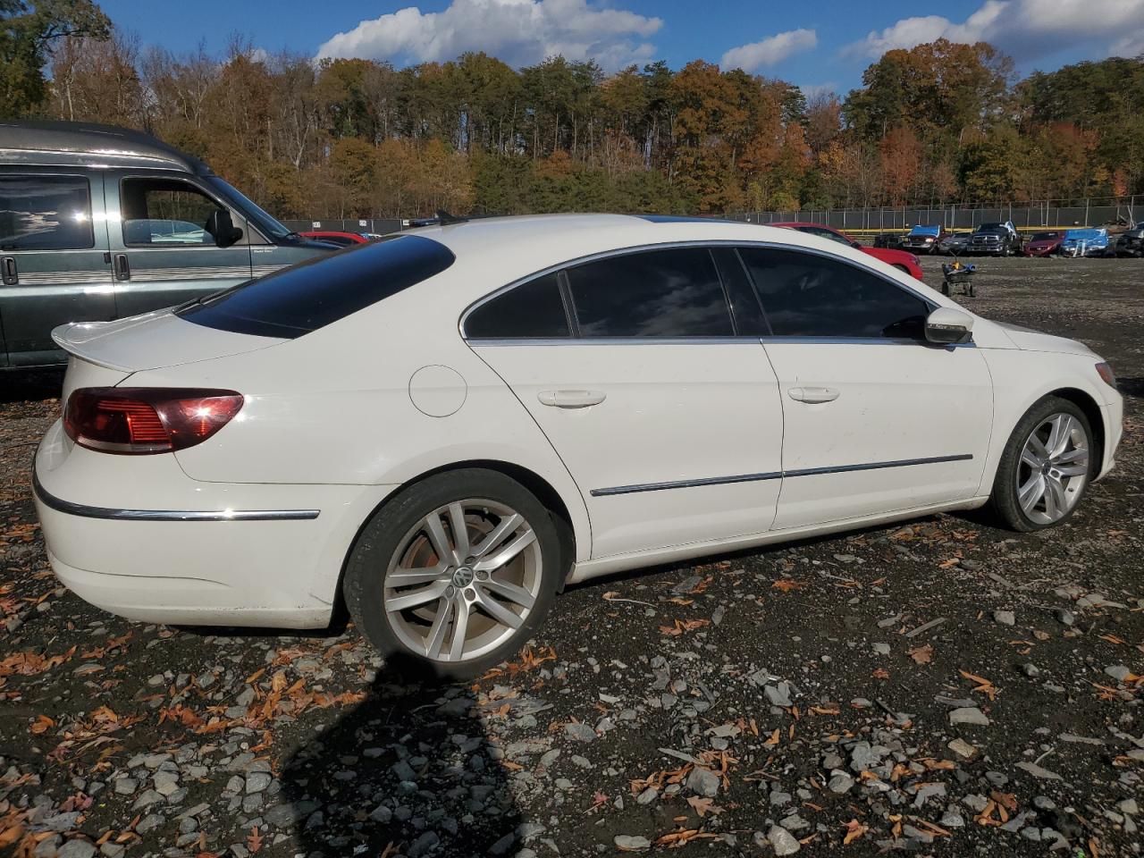 Volkswagen CC Luxury Image 6