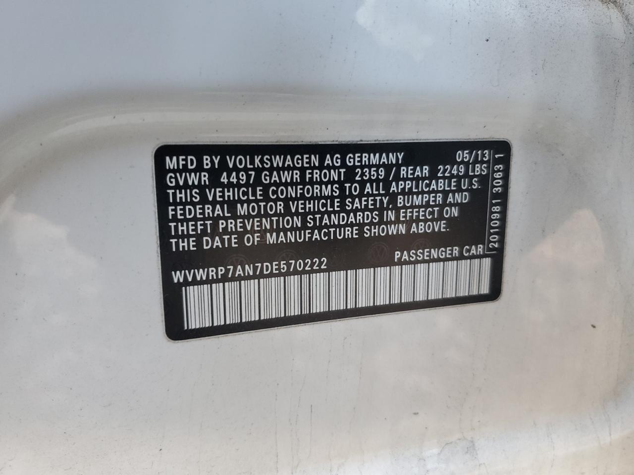 Volkswagen CC Luxury Image 9