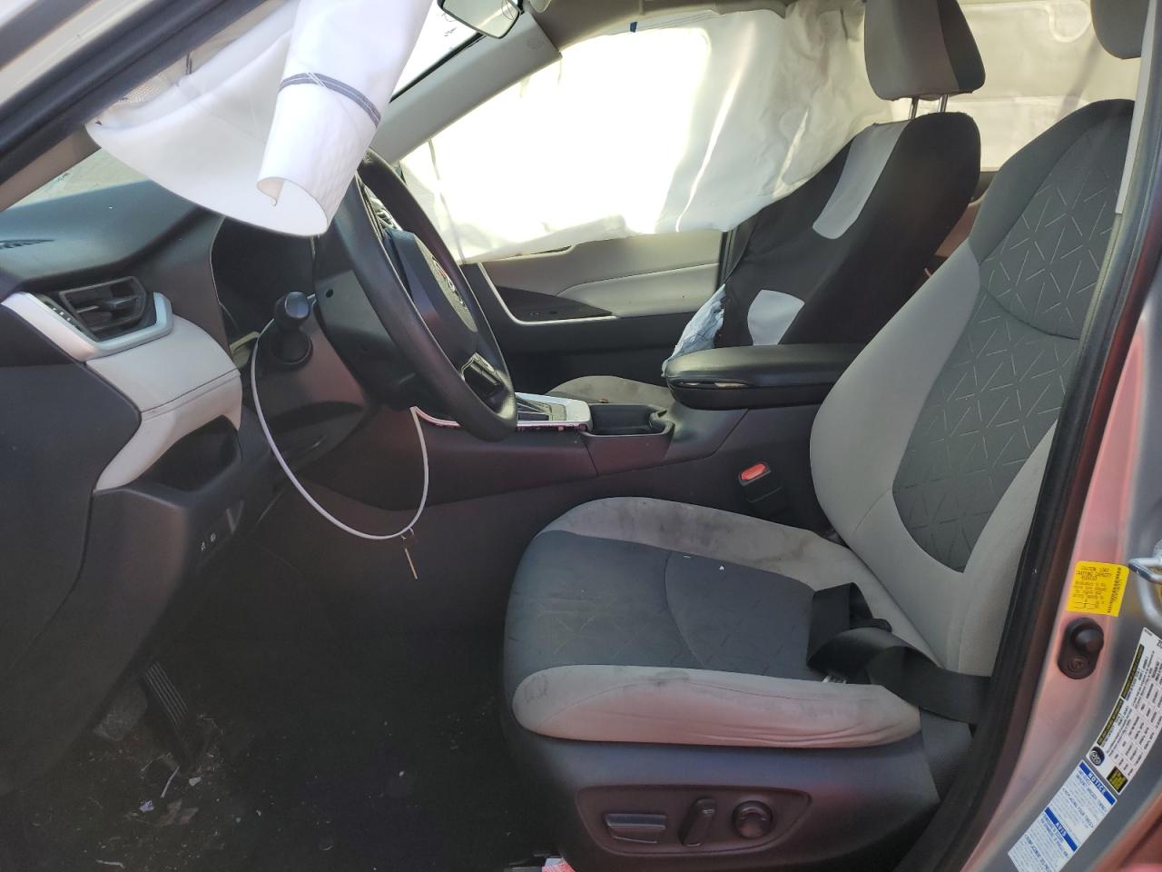 Toyota RAV4 Xle Image 5