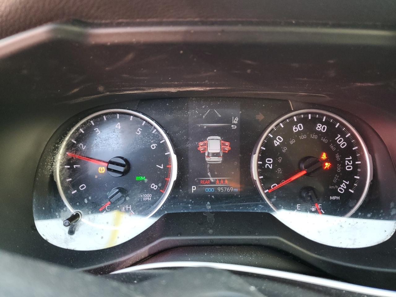 Toyota RAV4 Xle Image 4