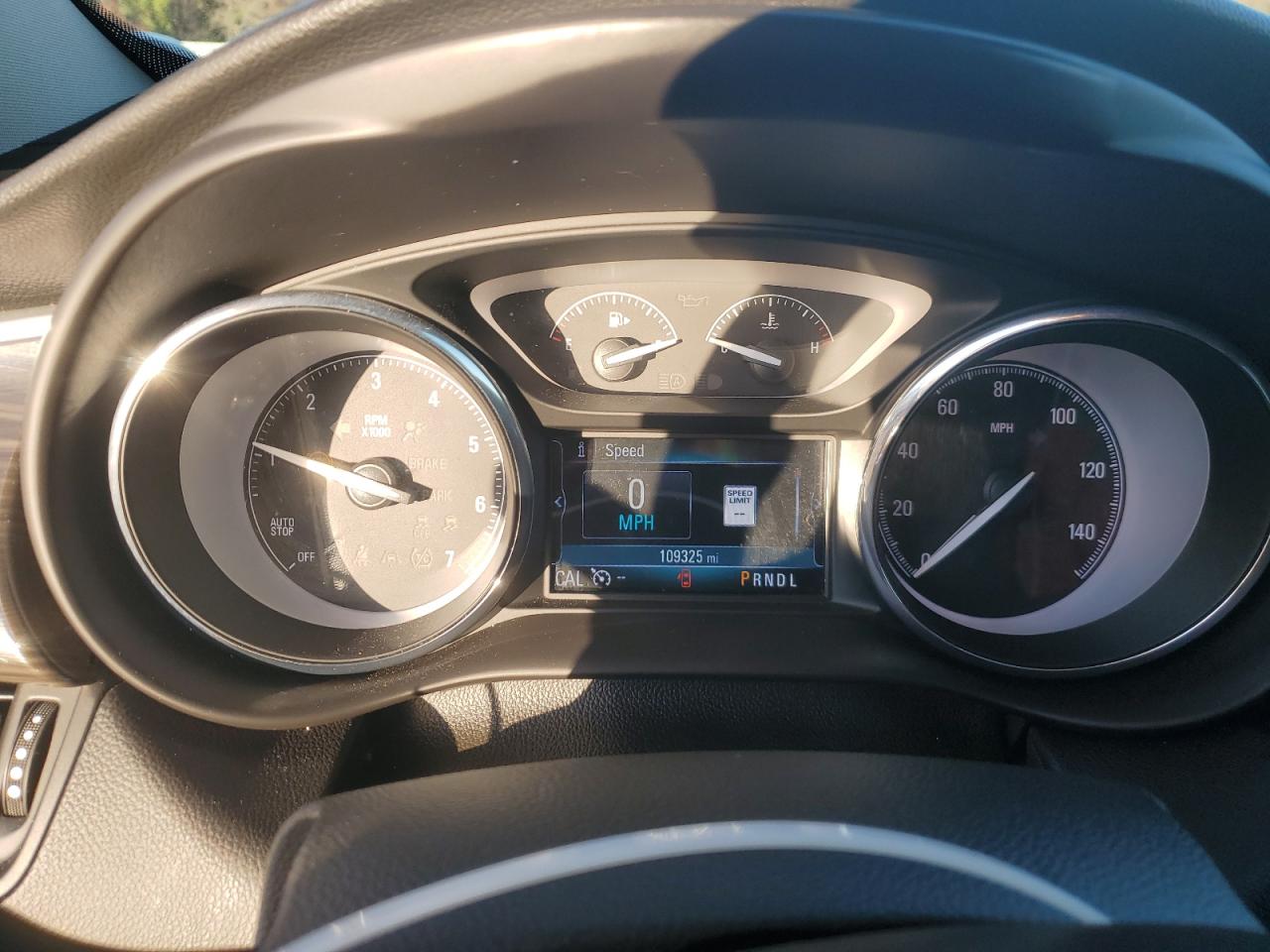 Buick Envision Essence Image 13