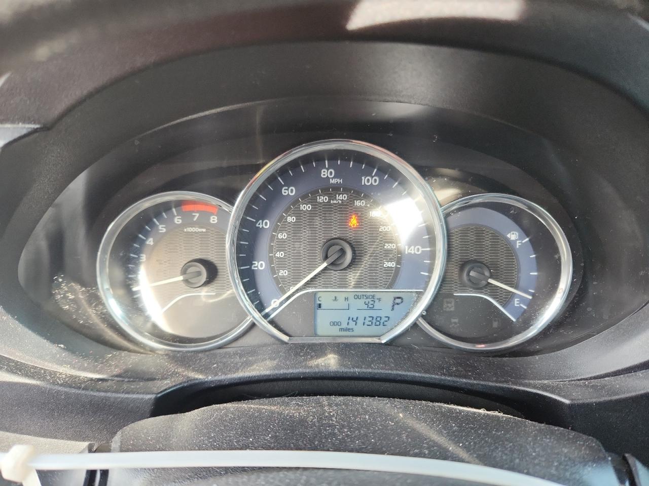 Toyota Corolla L Image 12