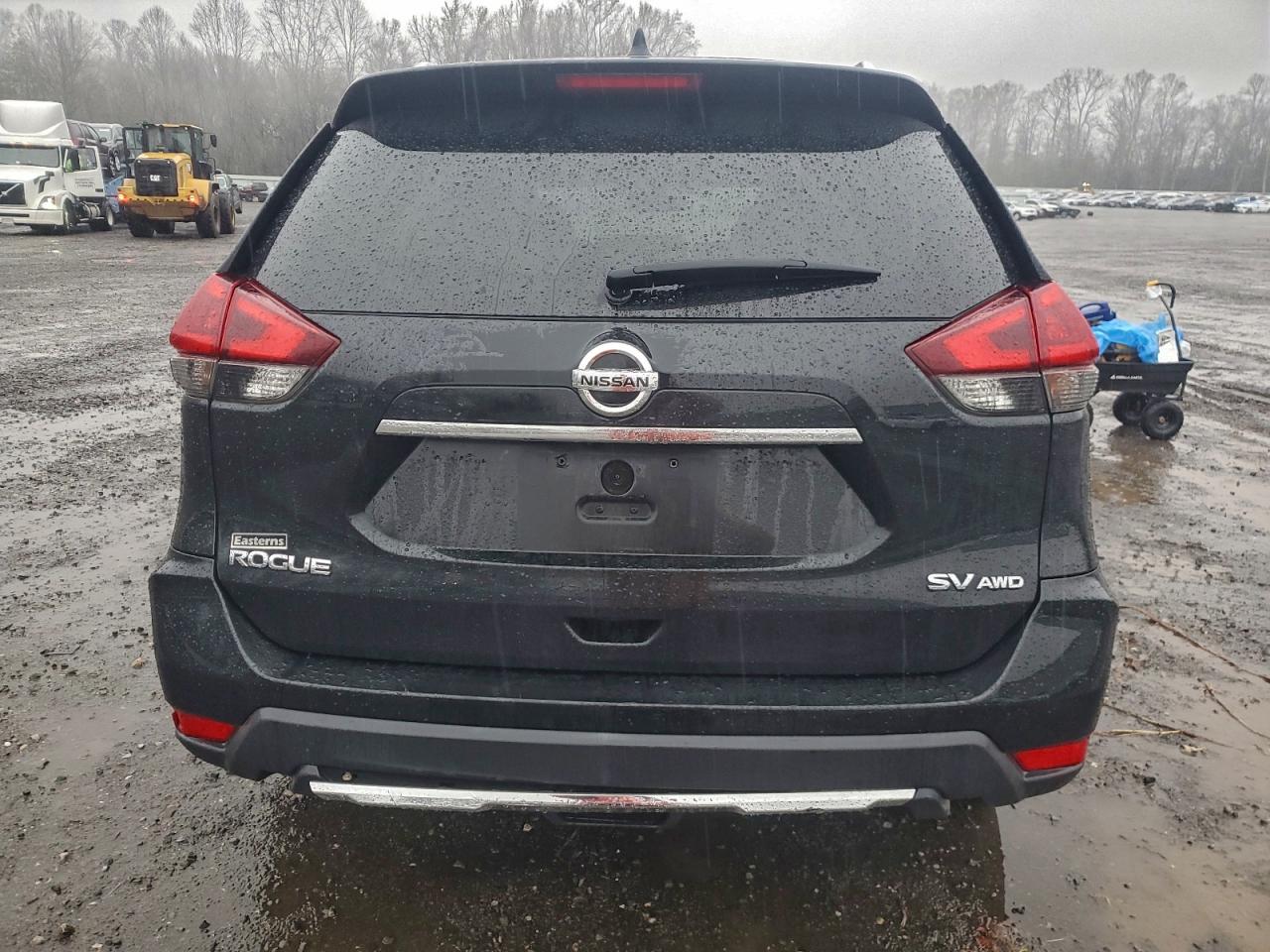 Nissan Rogue S Image 9