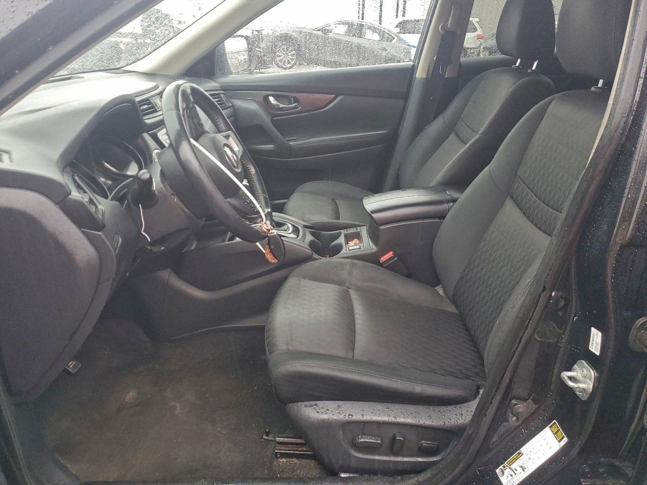 Nissan Rogue S Image 13