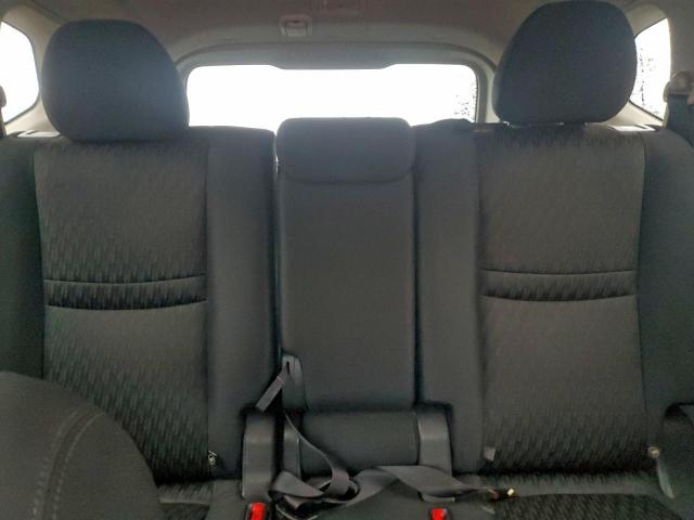 Nissan Rogue S Image 5