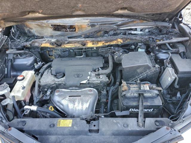 Toyota RAV4 Xle Image 12