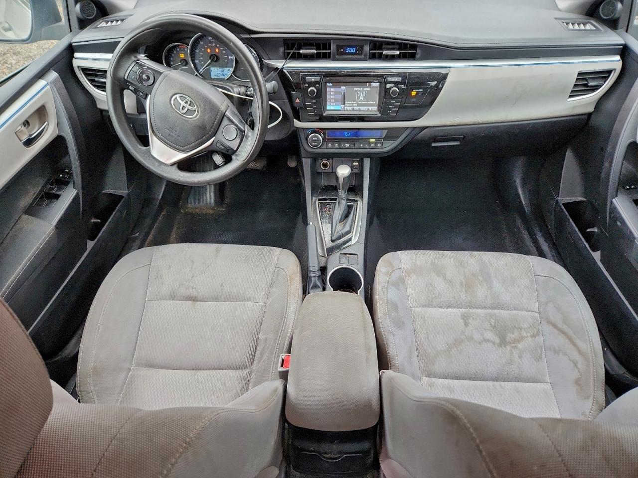 Toyota Corolla L Image 10