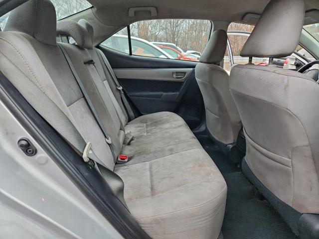 Toyota Corolla L Image 7