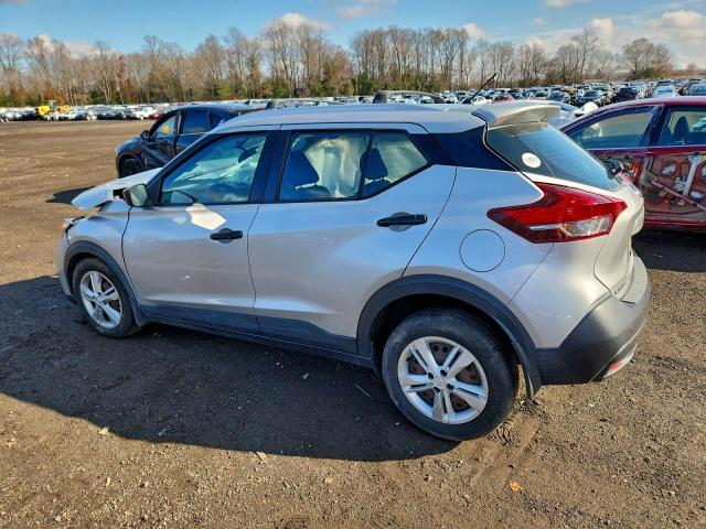 Nissan Kicks S Image 11