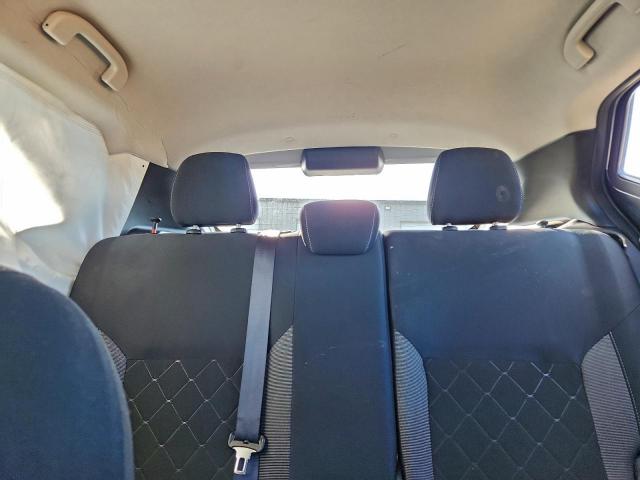 Nissan Kicks S Image 10